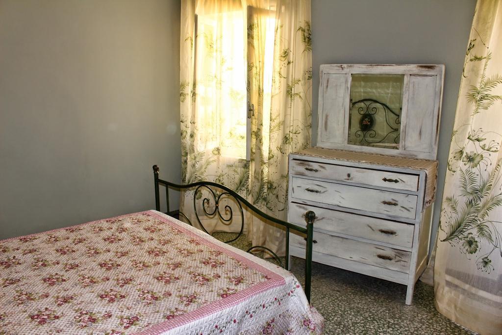 Montegrazie Apartment Imperia Habitación foto